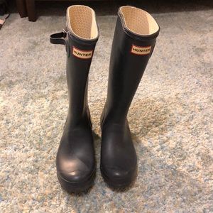 Hunter Rain Boots size: 5M/6F